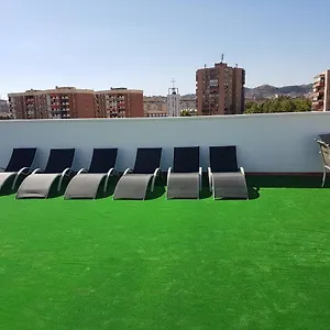 residencia-universitaria-alboran-malaga.hotelsinnerja.org/